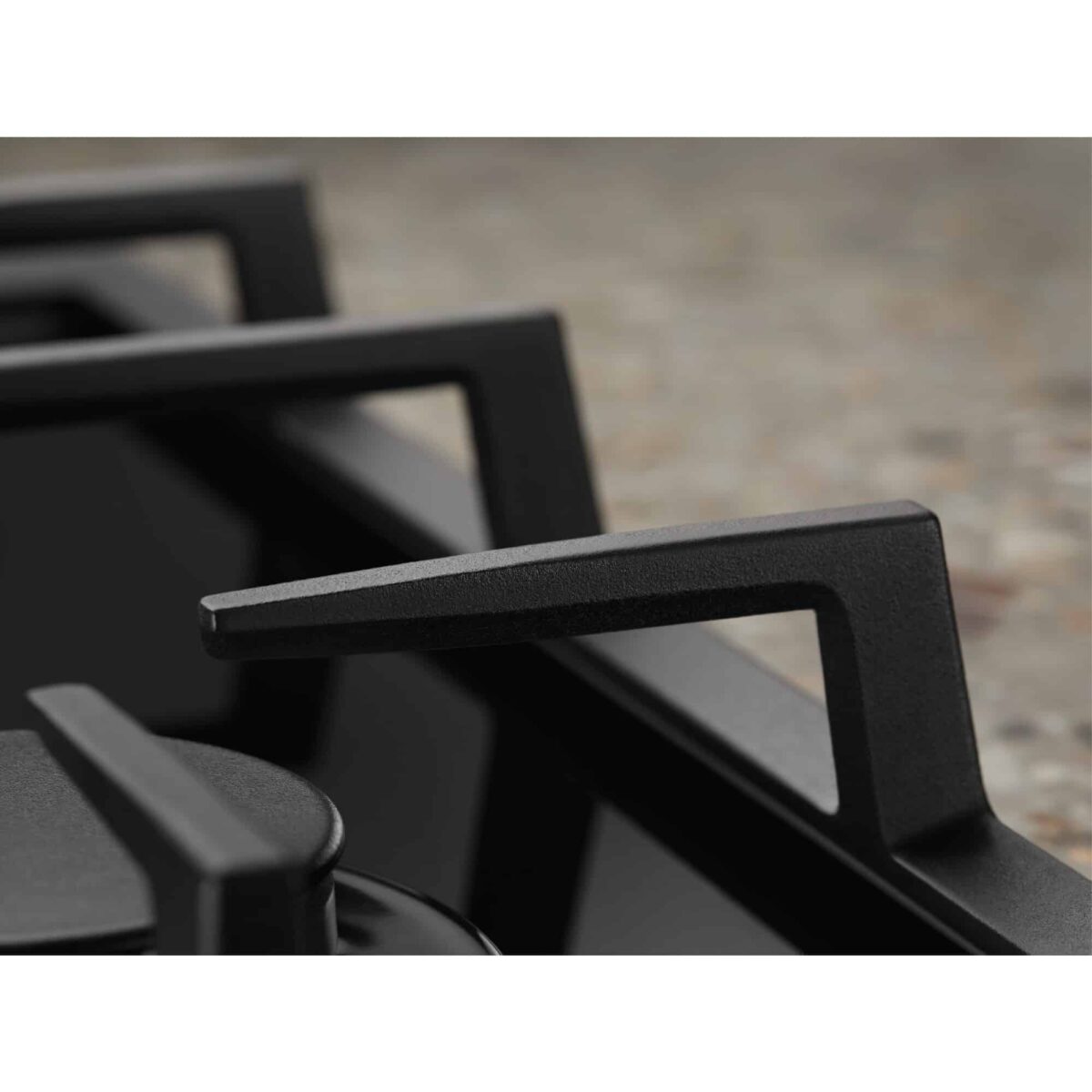 pliidiplaadi malmrestid