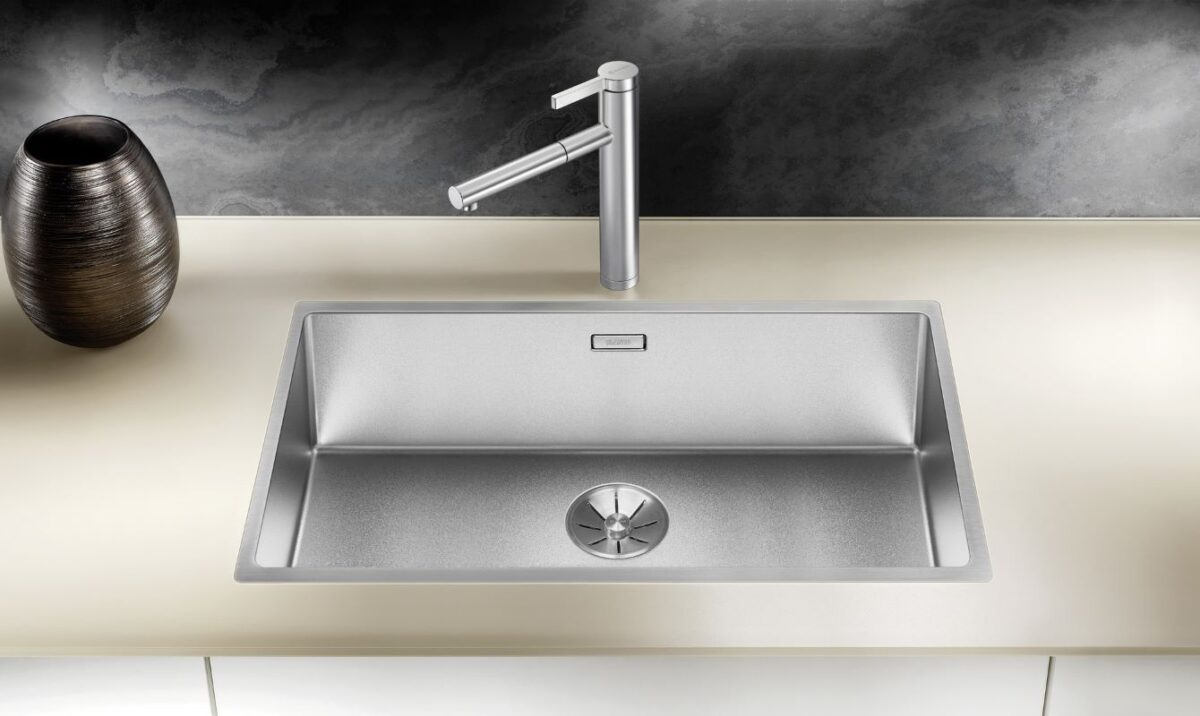 BLANCO CLARON 700-IF roostevaba valamu 523391