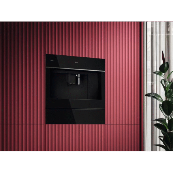 Integreeritav automaatne espressomasin AEG TC8NK7B