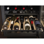 AEG NSW8D826GT integreeritav veinikülmik